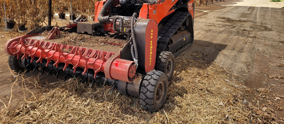 Mulchgerät mit Pick-up-Vorrichtung