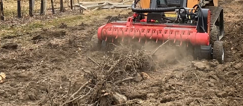 Mulchgerät mit Pick-up-Vorrichtung