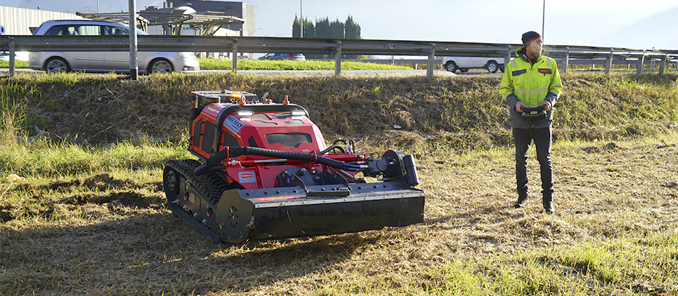 The mulcher classic with wide side displacement