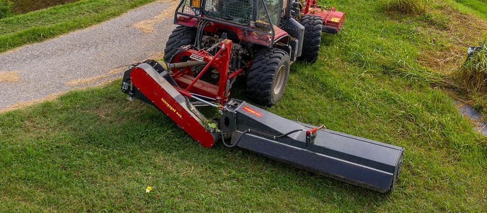 mulching mowers are trailed on a chassis with 2 wheels for up to 7m of working width