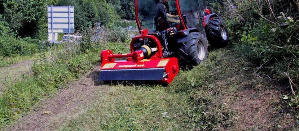 Le plus petit, le plus simple et facile SEPPI M. broyeur pour les petits tracteurs