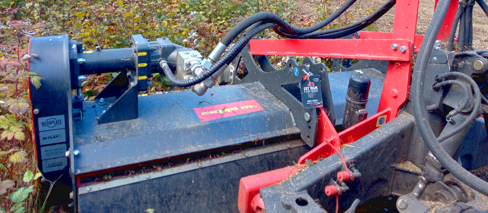 Reversible mulcher to mulch grass and prunings up to 9 cm [3.5”] Ø