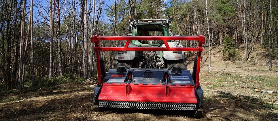 Trinciatutto forestale professionale per ogni tipo della manutenzione del verde.